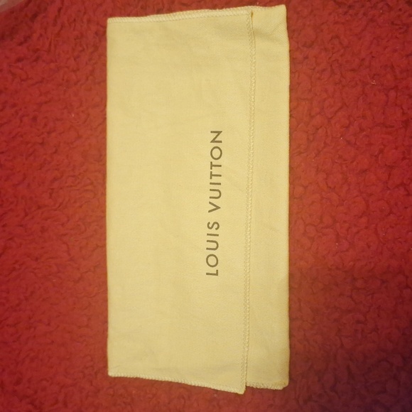 FINAL Sale! 💯 % Authentic LV Sarah Wallet vintage, good condition. - Picture 2 of 16